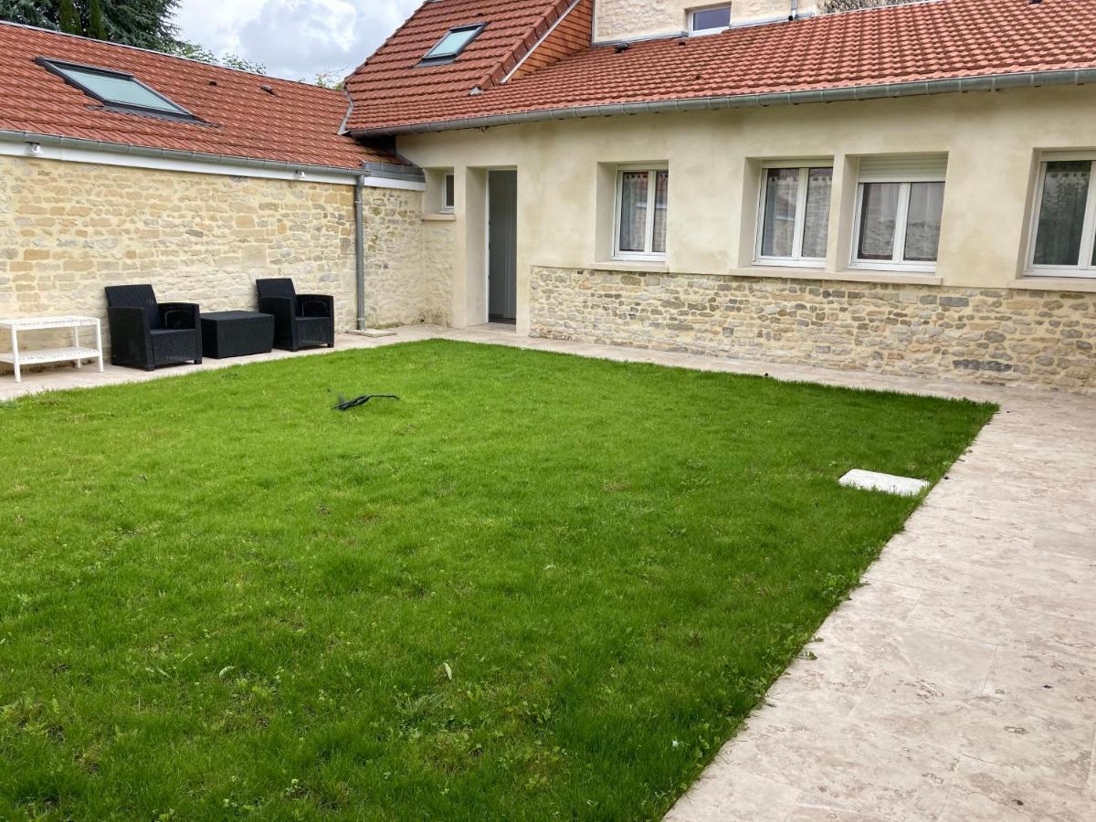 Appart'Hotel Saint Patrice Bayeux Exterior photo